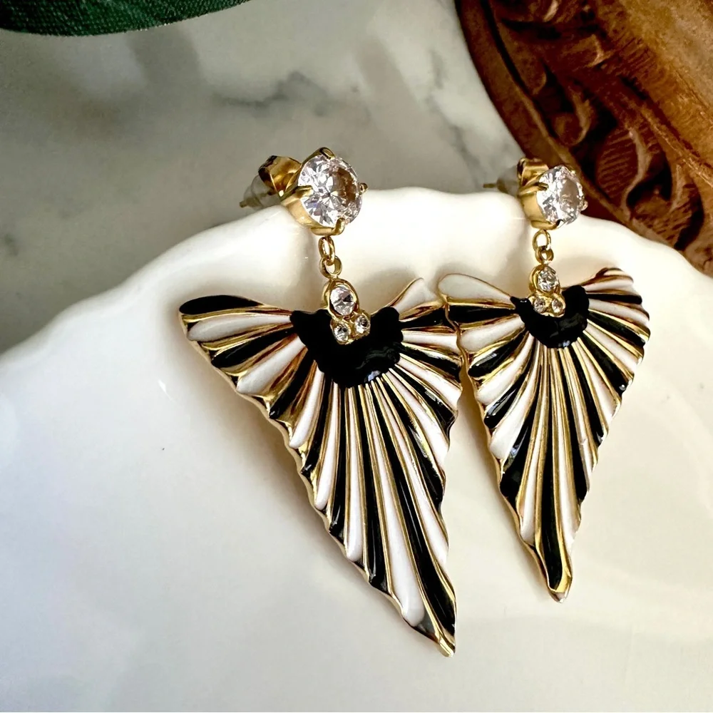 2/30🌵 Black & White Stripe Gold Triangle Art Deco Earrings Vtg Style Gift NEW